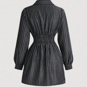 SHEIN MOD Robe femme à manches longues avec volants, imprimé rayures bleues et blanches, croisée devant. Robe de Noël, chemise de Thanksgiving, vêtements d'affaires pour femmes, tenues de plage pour femmes