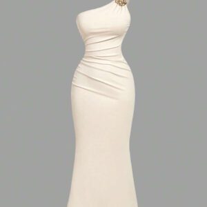 SHEIN X Hannahelzahed SHEIN MOD Jupe à volants avec ourlet en queue de poisson, décoration de broche blanche, col oblique