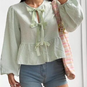 SHEIN EZwear Chemise ample à manches longues en velours vintage moderne à carreaux noir et blanc avec nœud devant, manches bouffantes. Hauts à manches longues