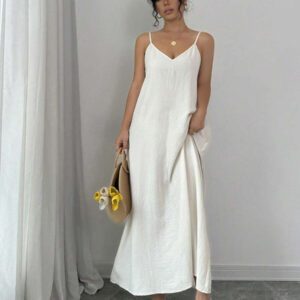 SHEIN PETITE Robe de vacances décontractée mini col en V pour femmes