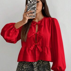 SHEIN EZwear Chemise décontractée minimaliste à manches longues et à nouer devant, couleur unie pour femmes. Hauts à manches longues.