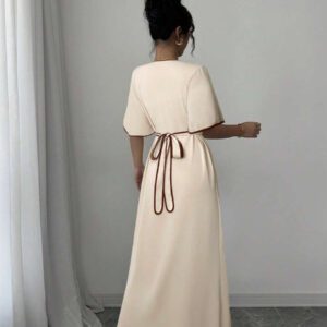 Elenzga Robe nouvelle création femme col V, manches volantées, blocs de couleurs, taille cintrée, beige et noir, robe décontractée et élégante pour vacances, coupe a-line affinante avec fente à l'ourlet, printemps et été