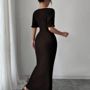 Modelyn Robe mi-longue ajustée avec manches bouffantes et encolure carrée pour femmes, en tissu texturé, élégante et parfaite pour le travail et le quotidien