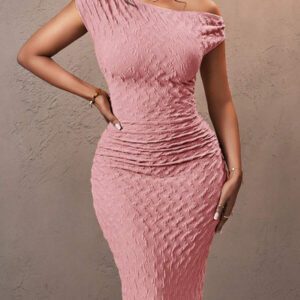 Slaydiva Nouvelle robe d'été/printemps, vêtement casual polyvalent pour la vie quotidienne, les vacances, les croisières, la plage, le bronzage. Robe verte, élégante et sexy à une épaule avec texture et rayures, pour femmes