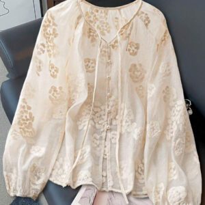 SHEIN Chemise décontractée à manches longues avec nœud à l'avant pour femmes, convient pour les vacances