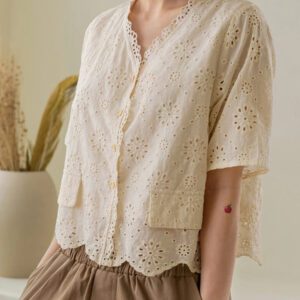DAZY Blouse Avant Boutonnée À Broderie À Œillets