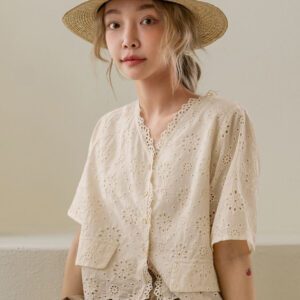 DAZY Blouse Avant Boutonnée À Broderie À Œillets