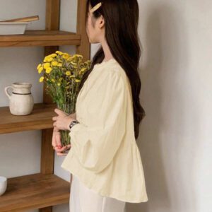 DAZY Chemisier blanc à manches longues avec dentelle contrastante, idéal pour le printemps
