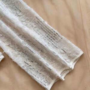 Soleia Blouse évasée à col en V avec imprimé rose, manches évasées et volants à l'ourlet. Convient pour les vacances, les festivals de musique, le style bohème, les jours fériés, les rendez-vous, le thé de l'après-midi, la plage