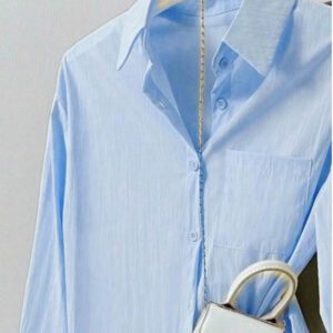 Chemise élégante de couleur unie avec poche avant boutonnée, idéale pour la remise des diplômes, la rentrée scolaire. Chemise à manches longues et décontractée pour le printemps et l'automne. Vêtements d'automne pour femmes