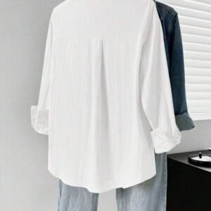 Chemise élégante de couleur unie avec poche avant boutonnée, idéale pour la remise des diplômes, la rentrée scolaire. Chemise à manches longues et décontractée pour le printemps et l'automne. Vêtements d'automne pour femmes