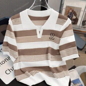 Top à manches courtes en tricot, col polo, avec rayures contrastées et broderie pour femmes