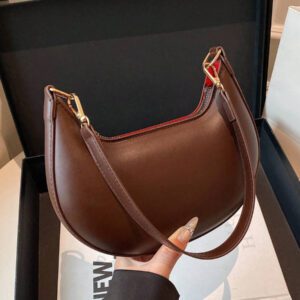 1 pièce Sac à main à l'épaule en PU de couleur marron café en forme de croissant, simple et élégant, pour femmes, automne/hiver