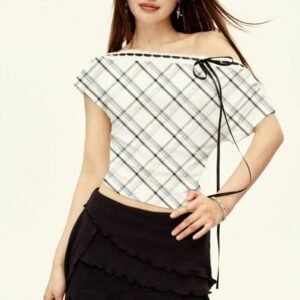 Rina Fox T-shirt décontracté à manches courtes avec col asymétrique et design de cravate à carreaux pour femmes, été