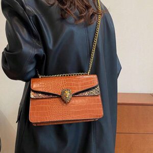 Sac carré vintage à chaîne pour femme avec imprimé crocodile, sac polyvalent à porter à l'épaule ou en bandoulière (23*15*9cm), sac pour femmes élégantes