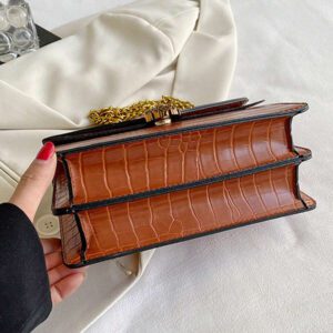 Sac carré vintage à chaîne pour femme avec imprimé crocodile, sac polyvalent à porter à l'épaule ou en bandoulière (23*15*9cm), sac pour femmes élégantes