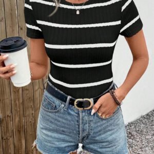 Easowa T-shirt côtelé ajusté à col ras-du-cou pour femmes, en tissu jacquard texturé, pour un port décontracté et confortable à la maison, en vacances et en sortie