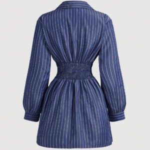 SHEIN MOD Robe femme à manches longues avec volants, imprimé rayures bleues et blanches, croisée devant. Robe de Noël, chemise de Thanksgiving, vêtements d'affaires pour femmes, tenues de plage pour femmes