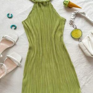 Soleia Mini-robe plissée de couleur unie à coupe slim avec sangle
