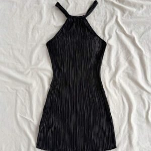 Soleia Mini-robe plissée de couleur unie à coupe slim avec sangle
