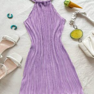 Soleia Mini-robe plissée de couleur unie à coupe slim avec sangle
