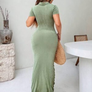 SHEIN SXY Robe midi ajustée à manche courte, couleur unie, à simple boutonnage et plissée pour femmes