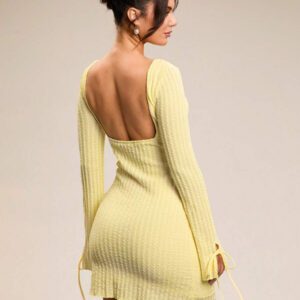 SHEIN BAE Robe de texture jaune clair pour vacances à la plage, robe de fête, robe de saison scolaire, robe de vacances, robe d'anniversaire, robe de sortie de nuit, tenues d'été pour femmes // Vêtements de printemps // Tenue de la Saint-Valentin / Carnaval // Tenues de vacances à la plage Tenues de Nashville, Robes pastel pour femmes, Robe dos nu