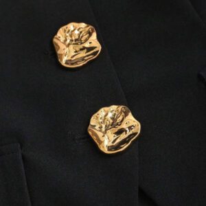 Sweetra Top décontracté sans bretelles pour femmes au printemps/été avec grande boucle en métal comme décoration