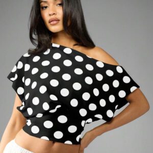 MISSGUIDED Top court style bardot à pois, manches dolman fluides, blouse d'été décontractée, tenue de resort, Top de fête de jour à manches bouffantes, top mode