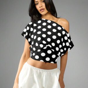 MISSGUIDED Top court style bardot à pois, manches dolman fluides, blouse d'été décontractée, tenue de resort, Top de fête de jour à manches bouffantes, top mode