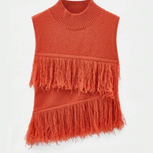 Maija Top court ajusté en tricot à col montant avec design à franges, inspiré du style bohème, pour le printemps. Couleur orange, idéal pour les festivals de musique et les brunchs de remise de diplômes