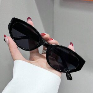 1 paire/3 paires de lunettes de soleil unisexes à monture en forme d'œil de chat noires, polyvalentes. Conviennent pour les festivals de musique électronique, les voyages, les vacances, le style sportif, la conduite, les festivals, la plage, avec protection UV. Idéales pour les sorties en famille, le golf, la randonnée, les accessoires d'été, les tenues élégantes, le style de rue, les sports, les fêtes, la pêche, les activités de plein air, les vacances, avec protection solaire.
