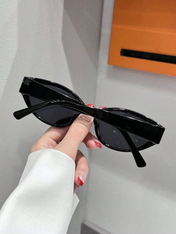 1 paire/3 paires de lunettes de soleil unisexes à monture en forme d'œil de chat noires, polyvalentes. Conviennent pour les festivals de musique électronique, les voyages, les vacances, le style sportif, la conduite, les festivals, la plage, avec protection UV. Idéales pour les sorties en famille, le golf, la randonnée, les accessoires d'été, les tenues élégantes, le style de rue, les sports, les fêtes, la pêche, les activités de plein air, les vacances, avec protection solaire. – Image 6