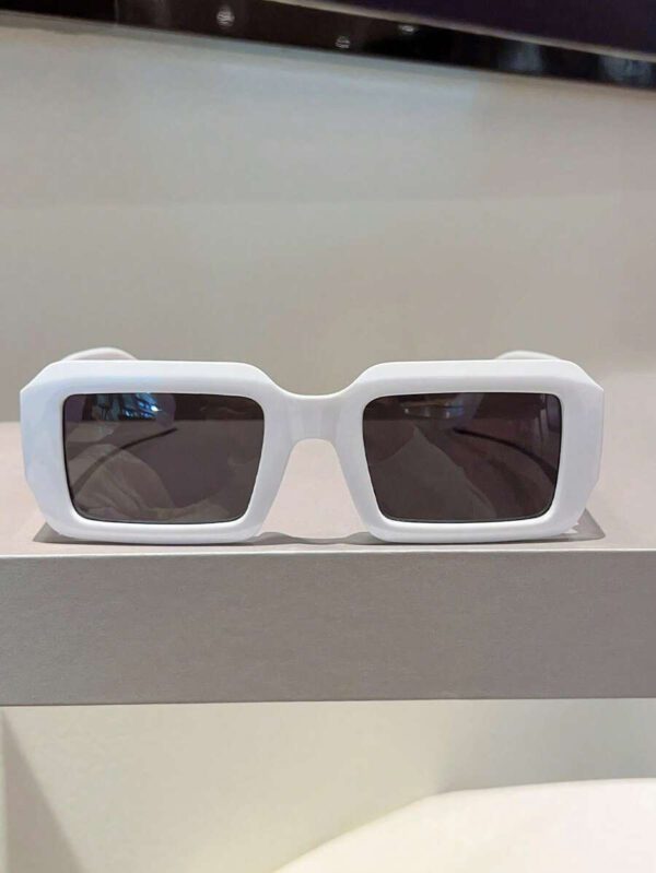 1 paire de mode bohème avec monture géométrique pour femmes. Accessoires de plage, de vacances, de voyage et de tenues d'extérieur pour l'automne/hiver. – Image 19