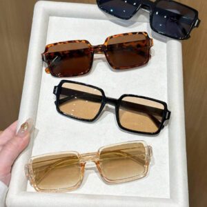 3 pièces fantaisie carrées en plastique pour femmes, cadeau idéal pour les vacances, accessoires pour les vacances tropicales à la plage, extérieur, voyage, rentrée scolaire, style preppy, look scolaire