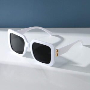 Lunettes de soleil vintage à grand cadre carré en plastique, monture de mode classique pour les sorties en extérieur, les voyages, la plage et les vacances. Protection UV élégante et à la mode pour les sorties en famille, les vacances d'été, la plage, les voyages et les loisirs en extérieur.