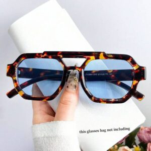Nouveaux verres de mode carrés rétro à double lentille pour femmes et hommes, avec des lentilles océaniques, convenant pour le port quotidien. Accessoires de plage pour femmes, de base, tenues d'automne-hiver pour femmes, tenues d'affaires décontractées, cadeaux pour les vacances d'été à la plage, l'extérieur, les voyages