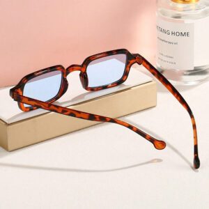 1 pièce carrées à clous, accessoires de mode pour femmes. de base pour tenues femmes automne-hiver, affaires décontractées, cadeaux, imprimé léopard, couleurs contrastées, style bohème, vacances d'été, extérieur, voyage, style preppy pour la rentrée scolaire
