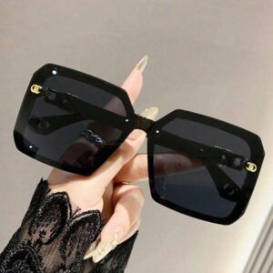 1 pièce Lunettes de mode à monture carrée, & lunettes de mode polyvalentes et haut de gamme pour femmes avec design de lettres, style élégant à monture carrée surdimensionnée