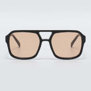 Lunettes de soleil mode avec cadre géométrique. Lunettes de soleil décontractées pour la plage. Accessoires de plage pour femmes. Lunettes de soleil de base convenant aux pulls, jeans, survêtements, sweats à capuche, vestes, robes et chemises manches longues. Élégant pour les sorties familiales, les voyages, les vacances d'été à la plage, les activités en extérieur.