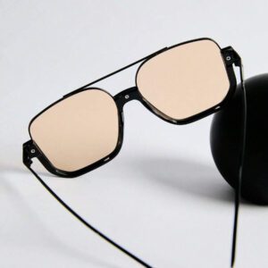 1 pièce Lunettes modes à double faisceau, grand cadre, Lunettes modes coréennes rétro, nouvelle personnalité, protection UV, demi-cadre inférieur, Lunettes modes punk pour l'extérieur, accessoires de style rue plage pour femmes. Lunettes modes de base qui conviennent aux chandails, jeans, survêtements, sweat-shirt à capuche, vestes, robes et chemises à manches longues.