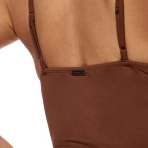 MISSGUIDED Body à col plongeant avec coupe matelassée, sans manches, ajusté, en tissu stretch premium. Tenue d'intérieur, de soirée, pièce de shapewear sans coutures. Collection automne-hiver