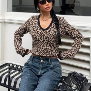 Flirla Women's Crop V-Neck Leopard Print American-Style Long Sleeve Sweater, Unique Design For Autumn/Winter
