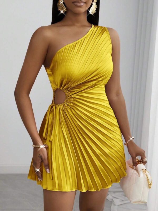Slaydiva New Arrival Summer Vacation Beach Elegant Sleeveless Cutout Drawstring Waist Pleated A-Line Mini Dress – Image 35
