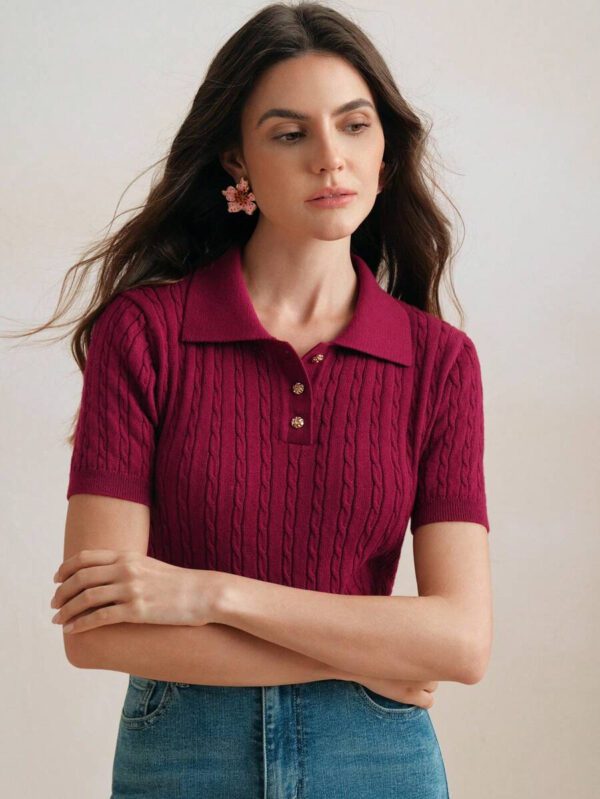 Anewsta Top de T-shirt/blouse tricoté, col polo vintage, manches courtes, torsadé, couleur unie. Élégant et moderne, convient pour le Nouvel An chinois, la Saint-Valentin – Image 4
