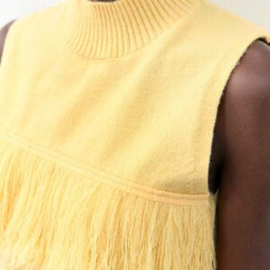 Maija Top en tricot sans manches de couleur unie à la mode pour femme avec décoration à pompons