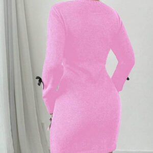 Chiquease Robe tricotée courte et ajustée avec col rond, tricot câblé, nœud papillon et patchwork