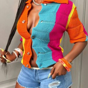 BamGleam Femmes Cardigan en tricot asymétrique à manches courtes avec boutons, col V, de style minimaliste. Couleurs contrastées orange et rose, léger et rayé. Élégant et simple.