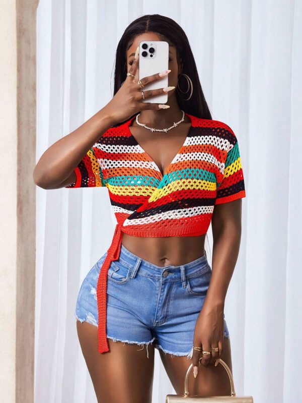 BamGleam Femmes Gilet court à manches courtes avec rayures, enveloppe nouée, à taille courte et coupe ajourée – Image 2