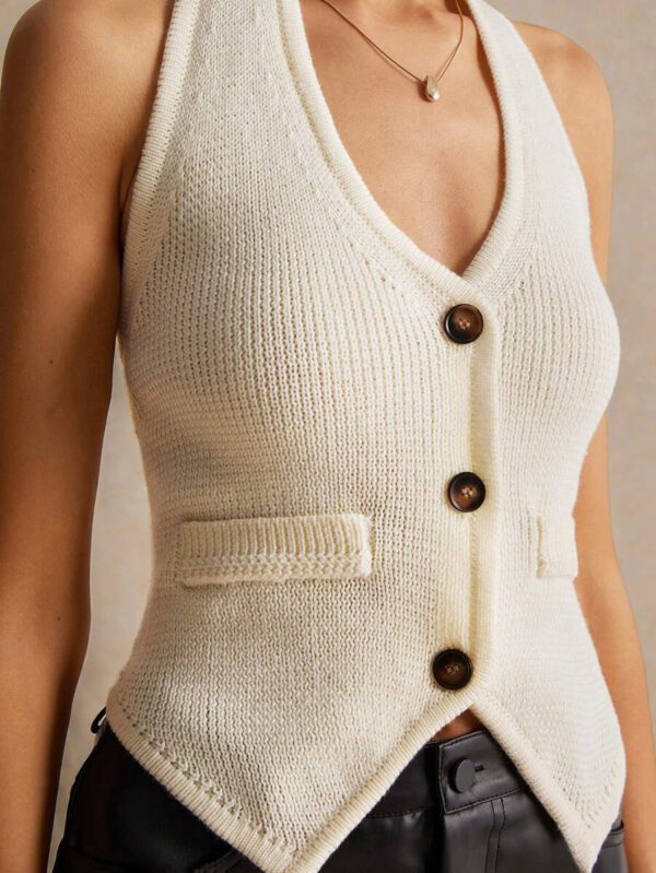 Poéselle Gilet sans manches beige pour femmes, col en V, détail de boutons avec poches, vêtements d'été et d'automne pour femmes, essentiel chic sans effort, bon chic bon genre, Top décontracté élégant, Bridgerton – Image 8